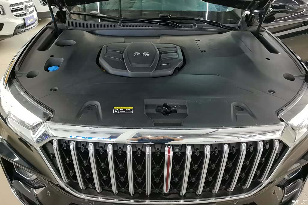 Hongqi HS5, 2022 10