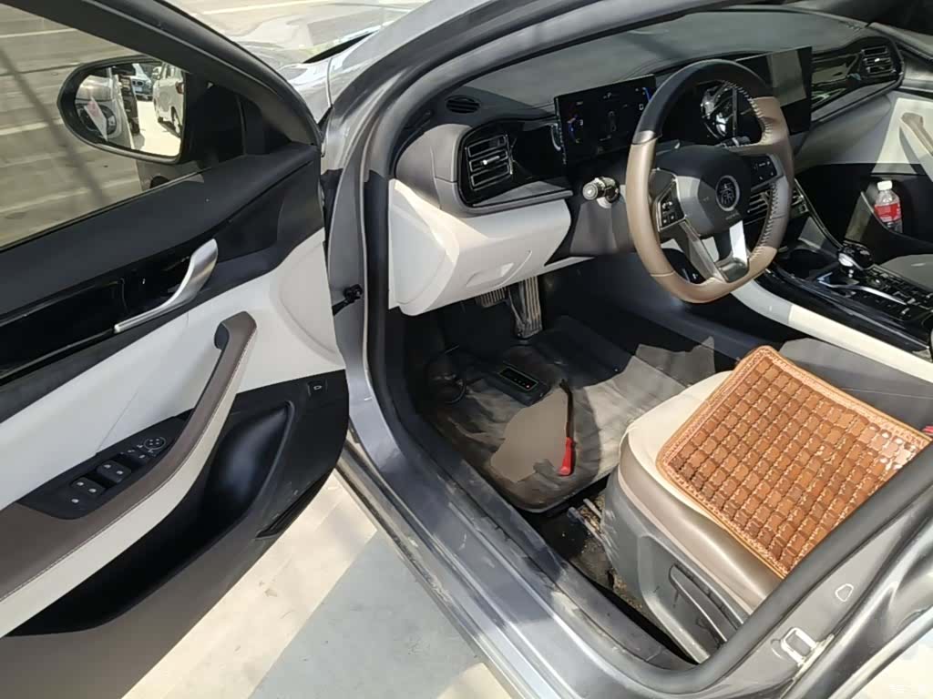 BYD Qin, 2024 16