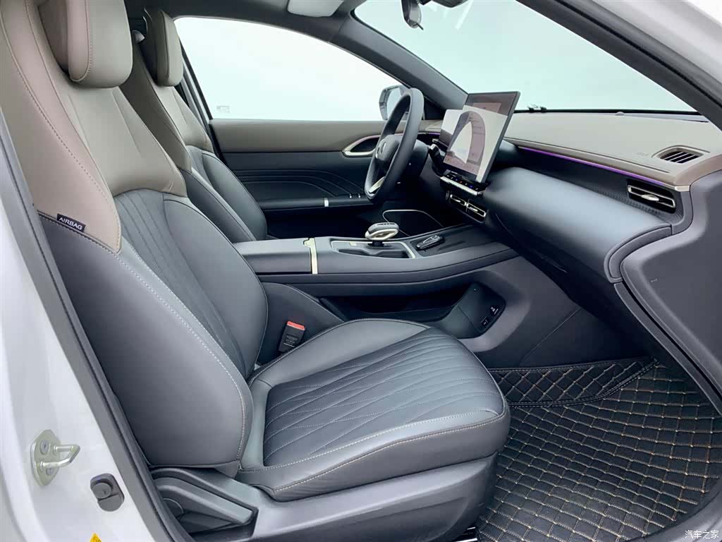 Changan Eado, 2025 13