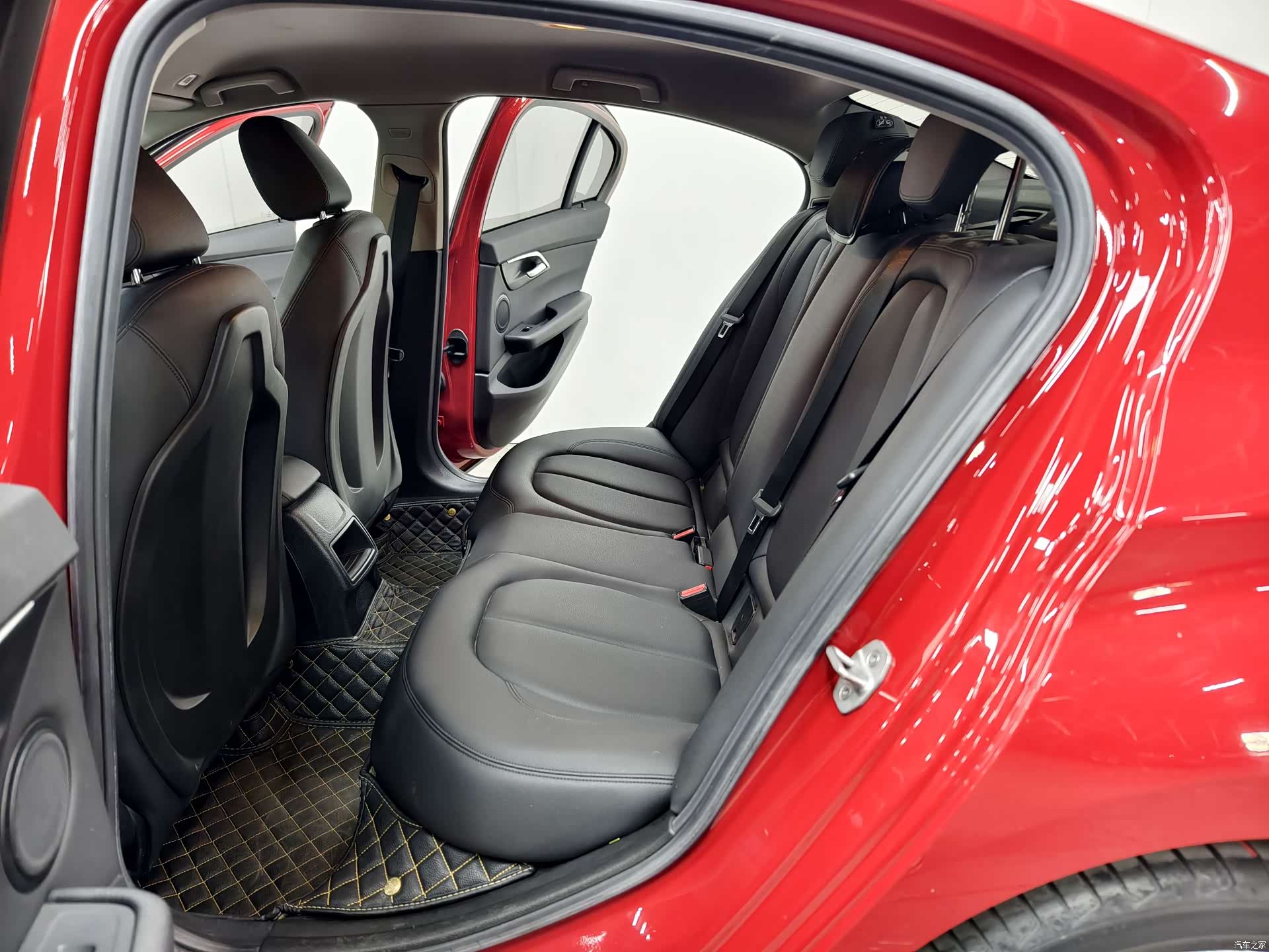 BMW 1 Series, 2019 12
