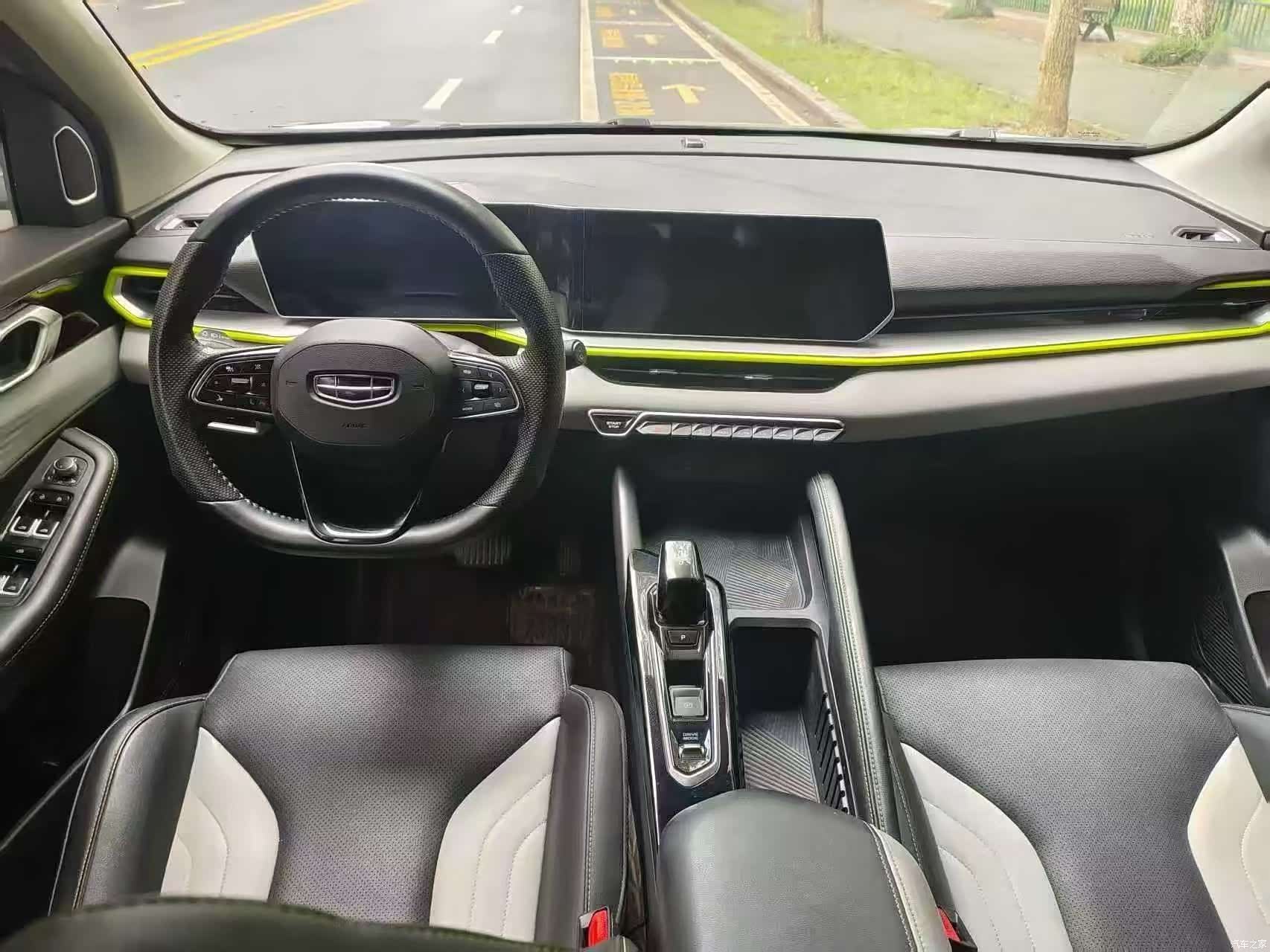 Geely Coolray, 2022 4