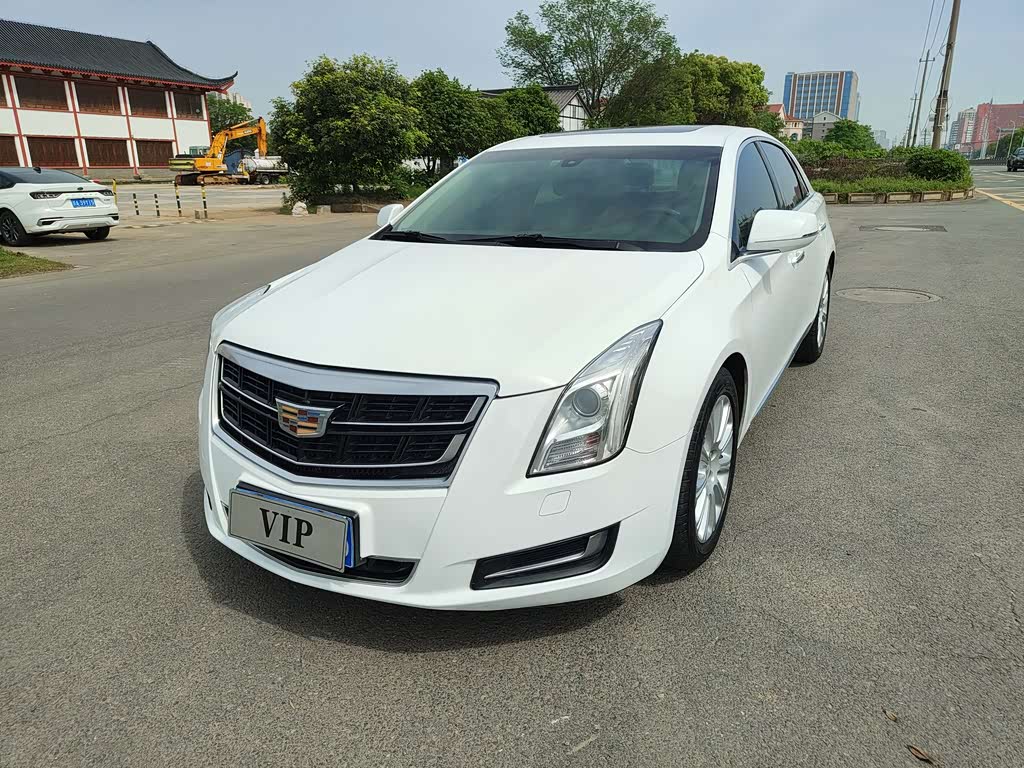 Cadillac XTS