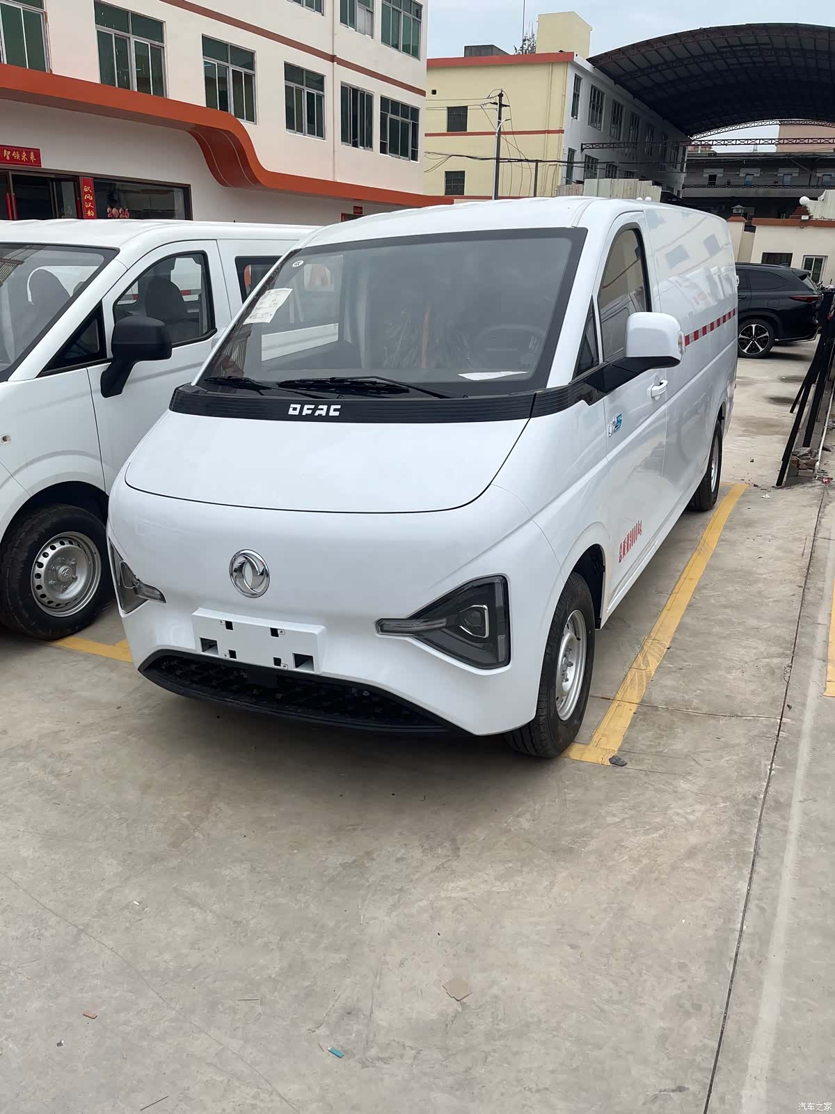 DongFeng V5, 2025 4