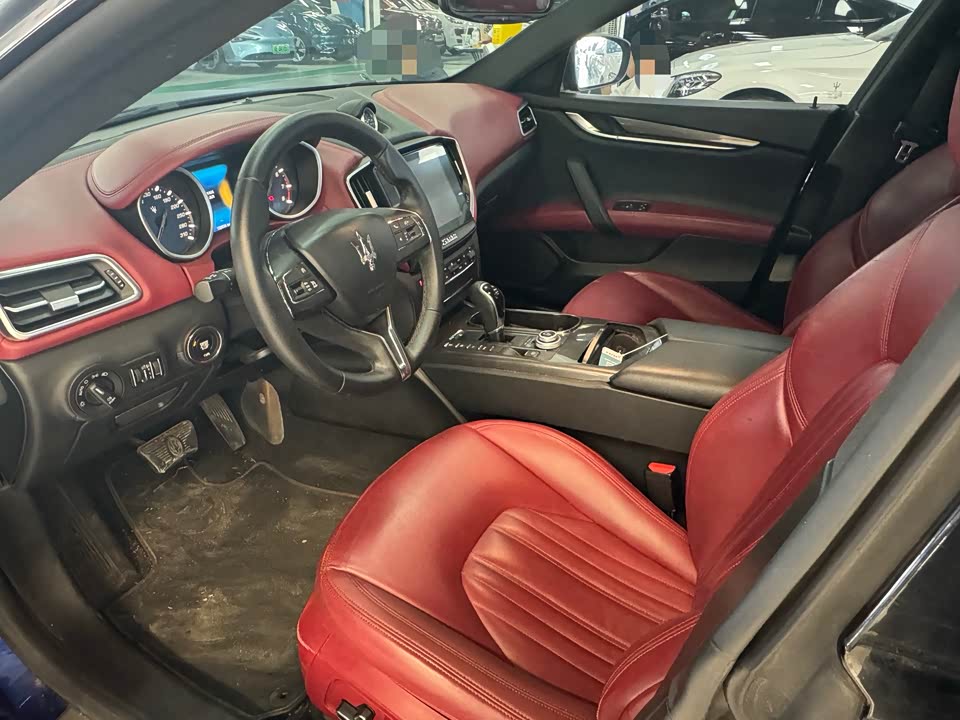 Maserati Ghibli Maserati Ghibli