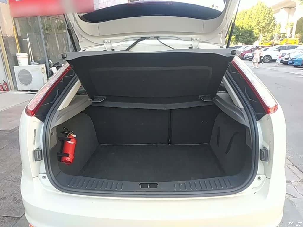 Ford Focus, 2015 19
