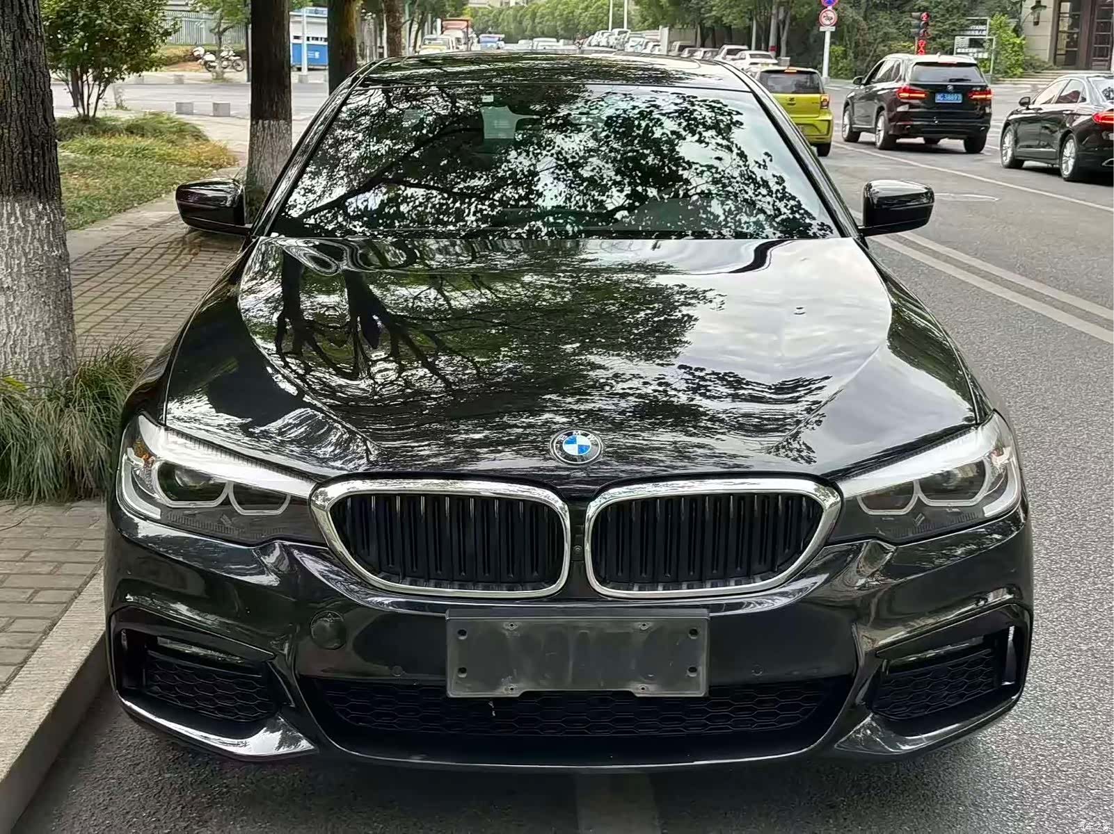 BMW 5 Series, 2019 1