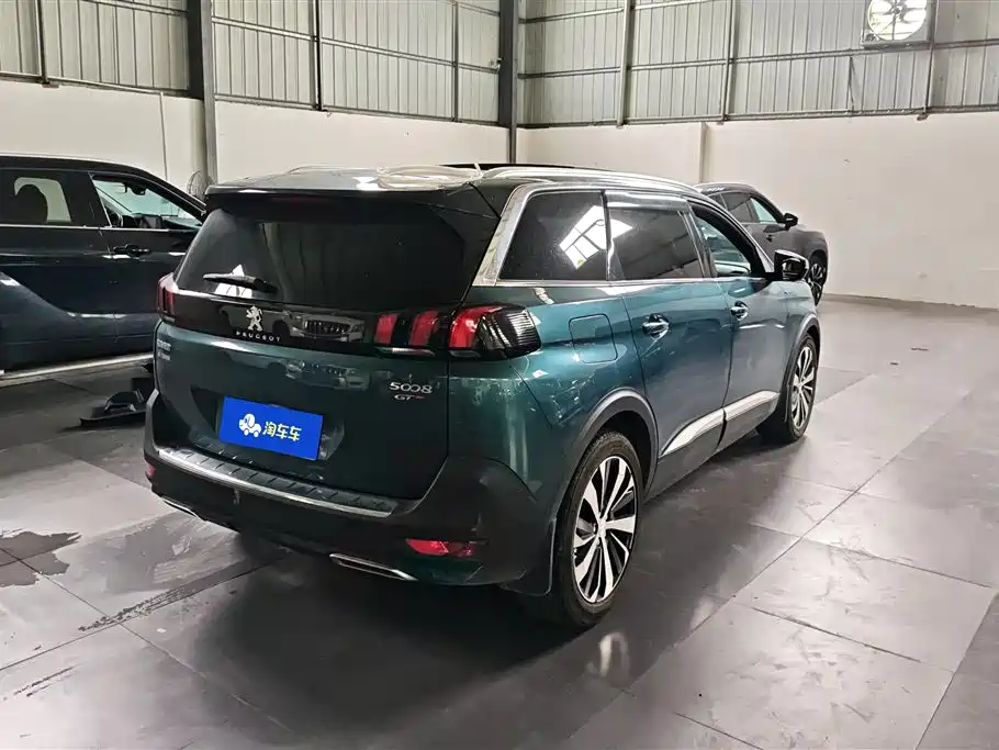 Peugeot 5008 Peugeot 5008