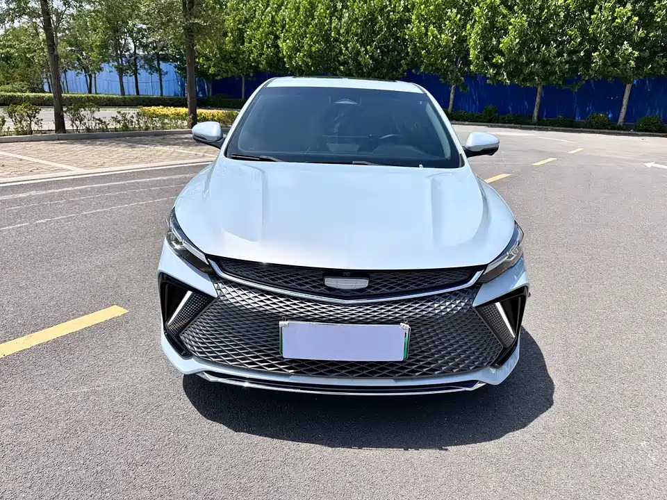 Geely Emgrand L HiP Geely Emgrand L HiP