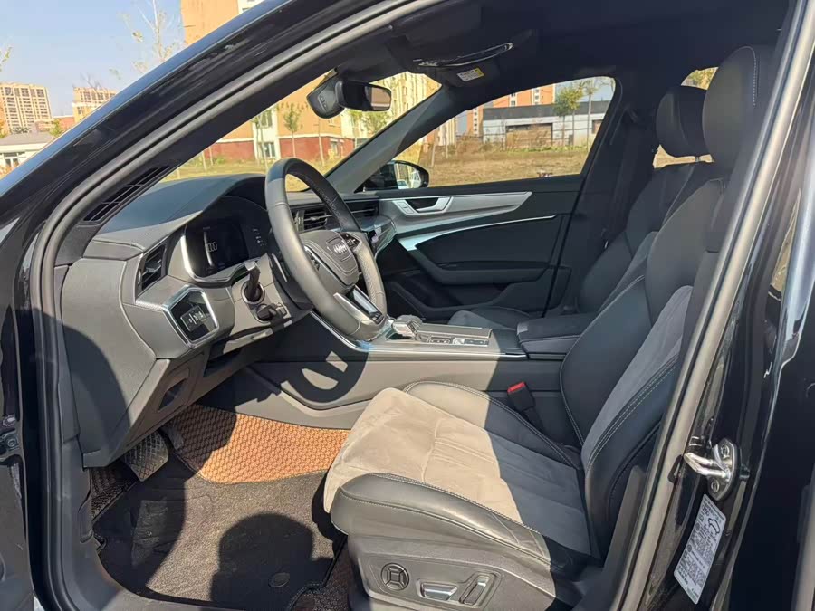 Audi A6L 2023, фото 4