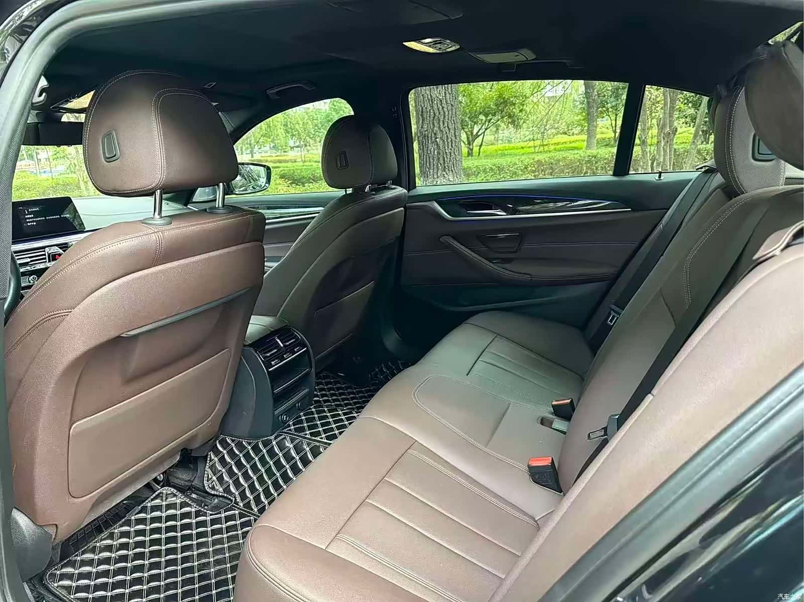 BMW 5 Series, 2019 8