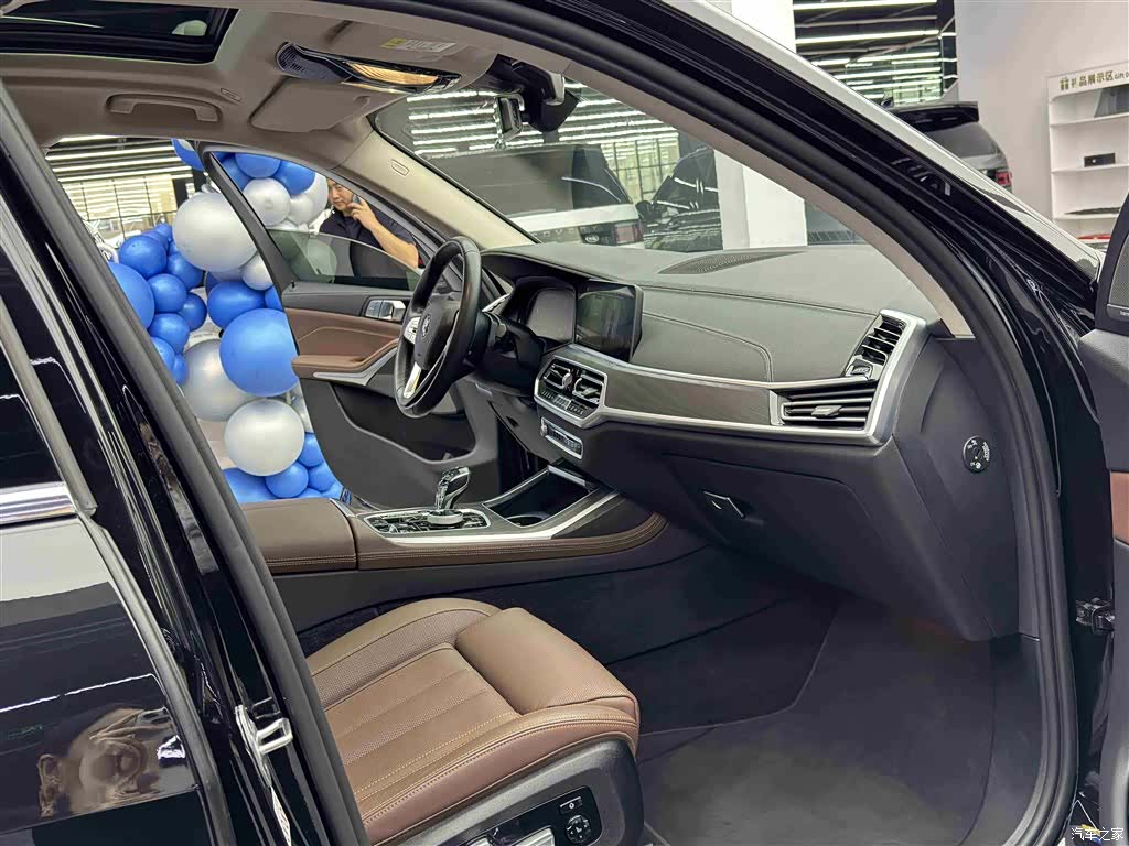 BMW X7, 2022 8