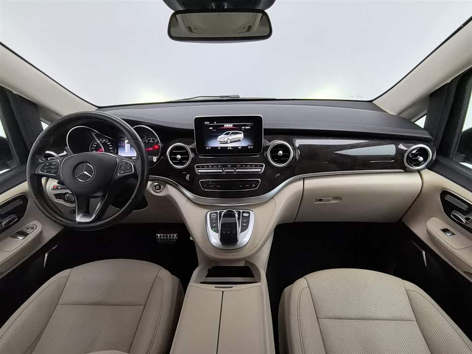 Mercedes-Benz V-class