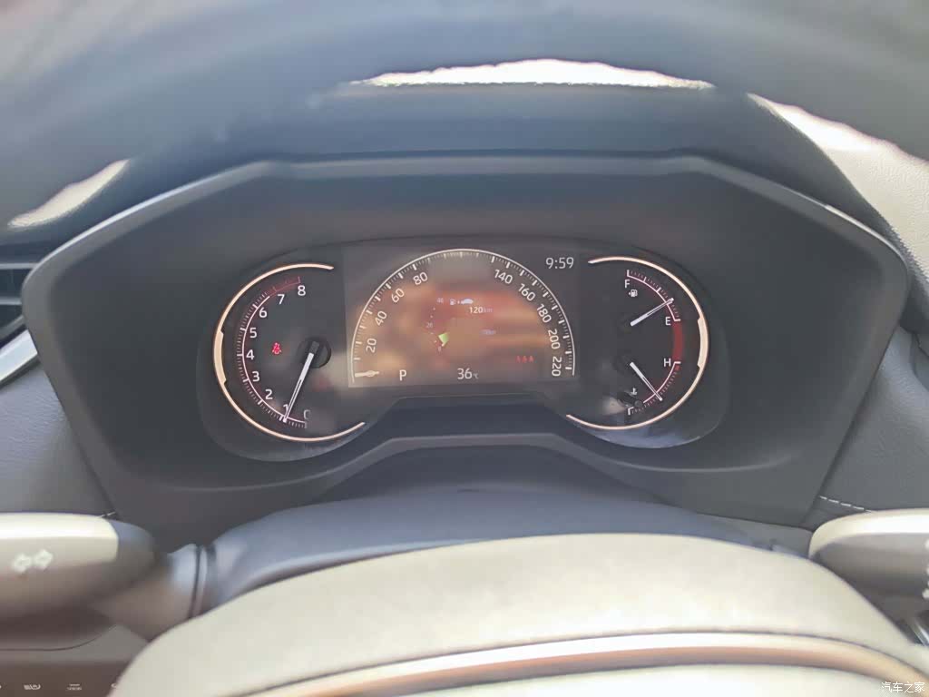 Toyota RAV4, 2021 15