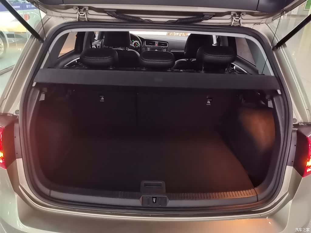 Volkswagen Golf, 2017 19