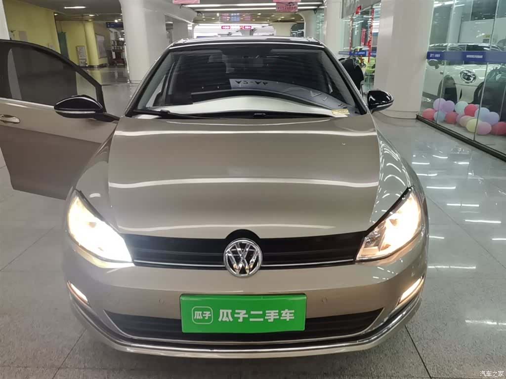 Volkswagen Golf, 2017 3