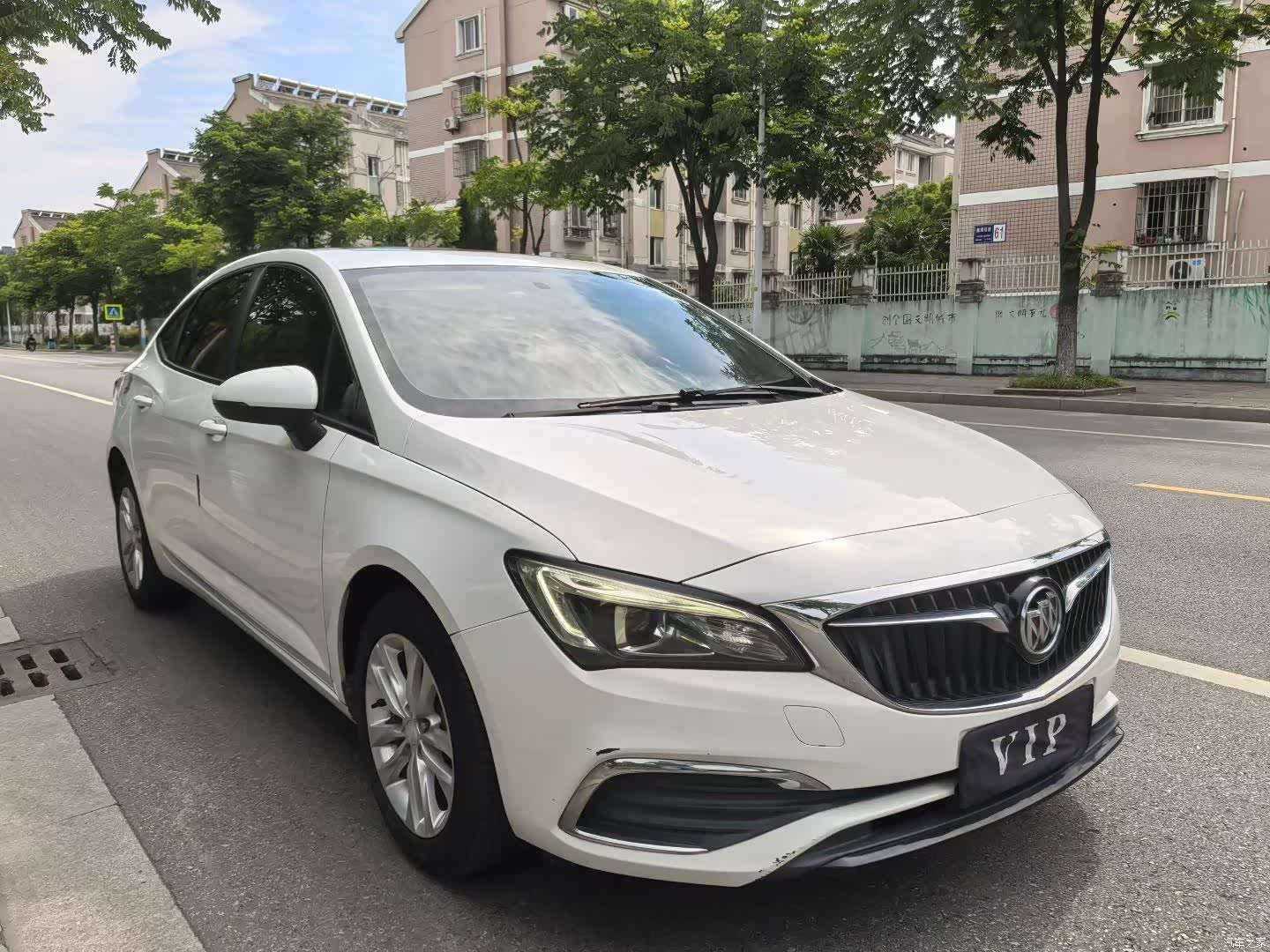 Buick Verano, 2018 3