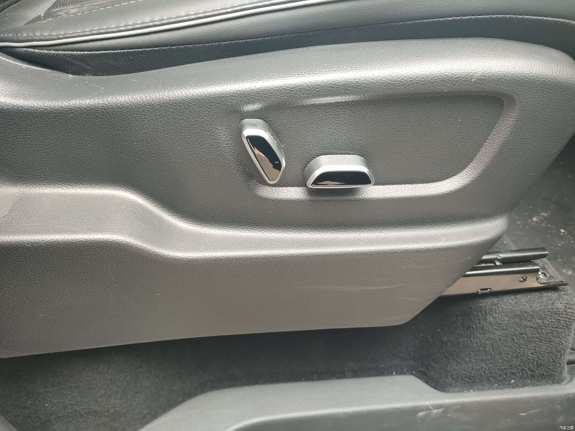 Hongqi HQ9, 2023 15