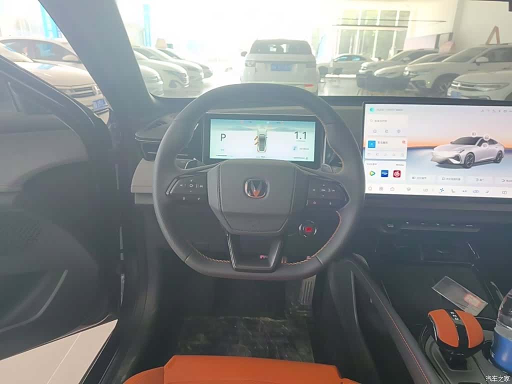 Changan UNI-V, 2025 11