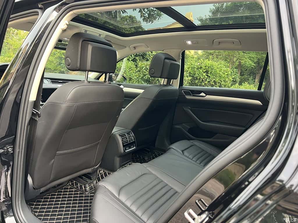 Volkswagen Variant, 2019 10