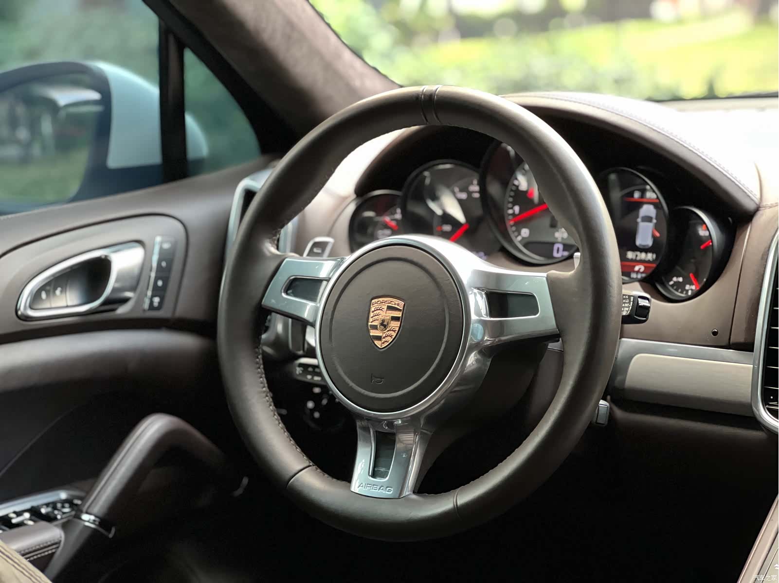 Porsche Cayenne, 2013 9