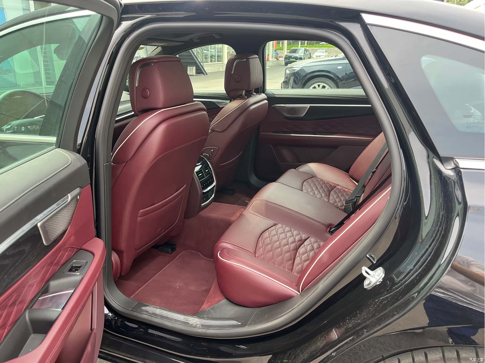 Cadillac CT6, 2025 12