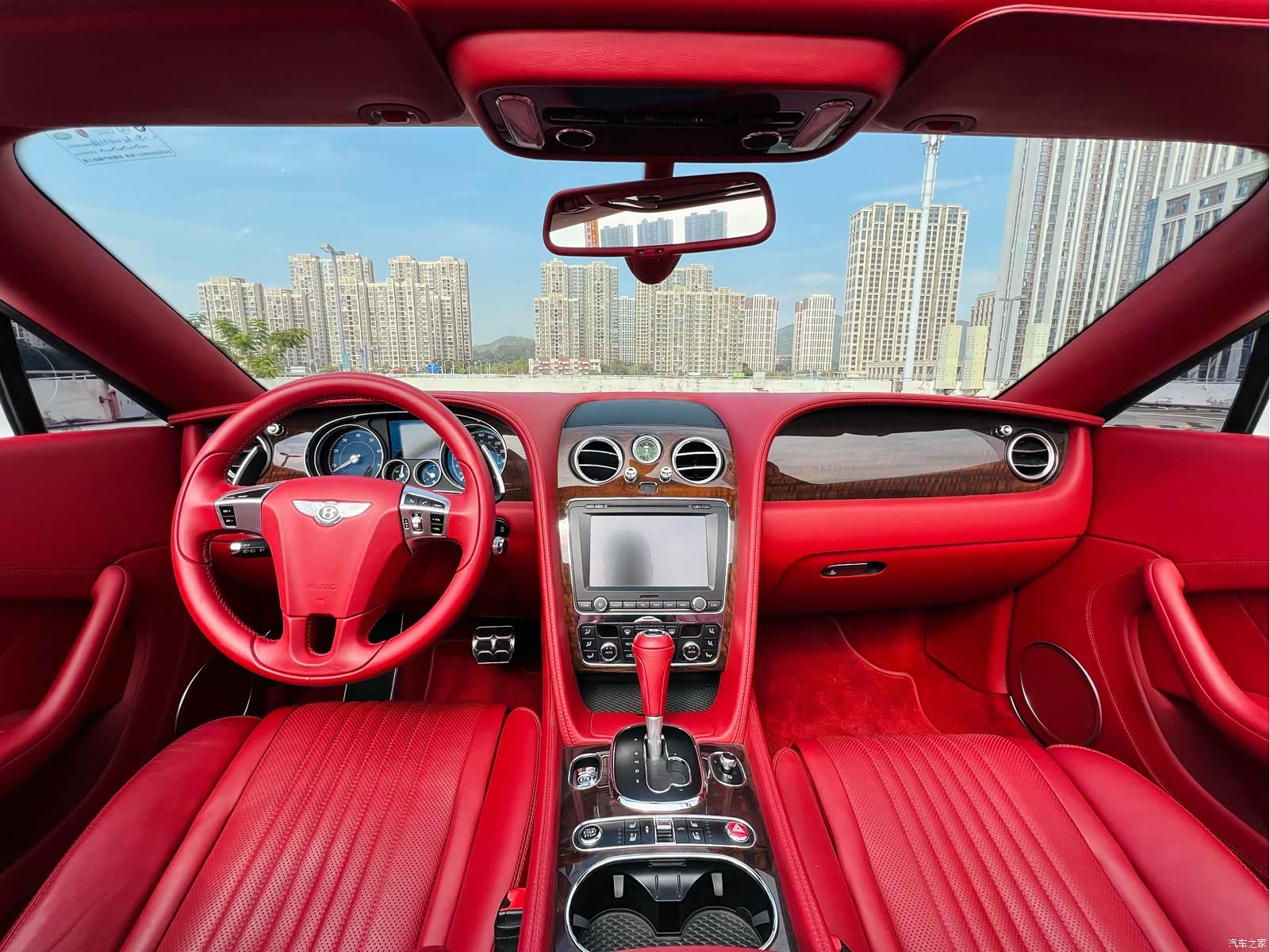 Bentley Continental GT, 2019 7