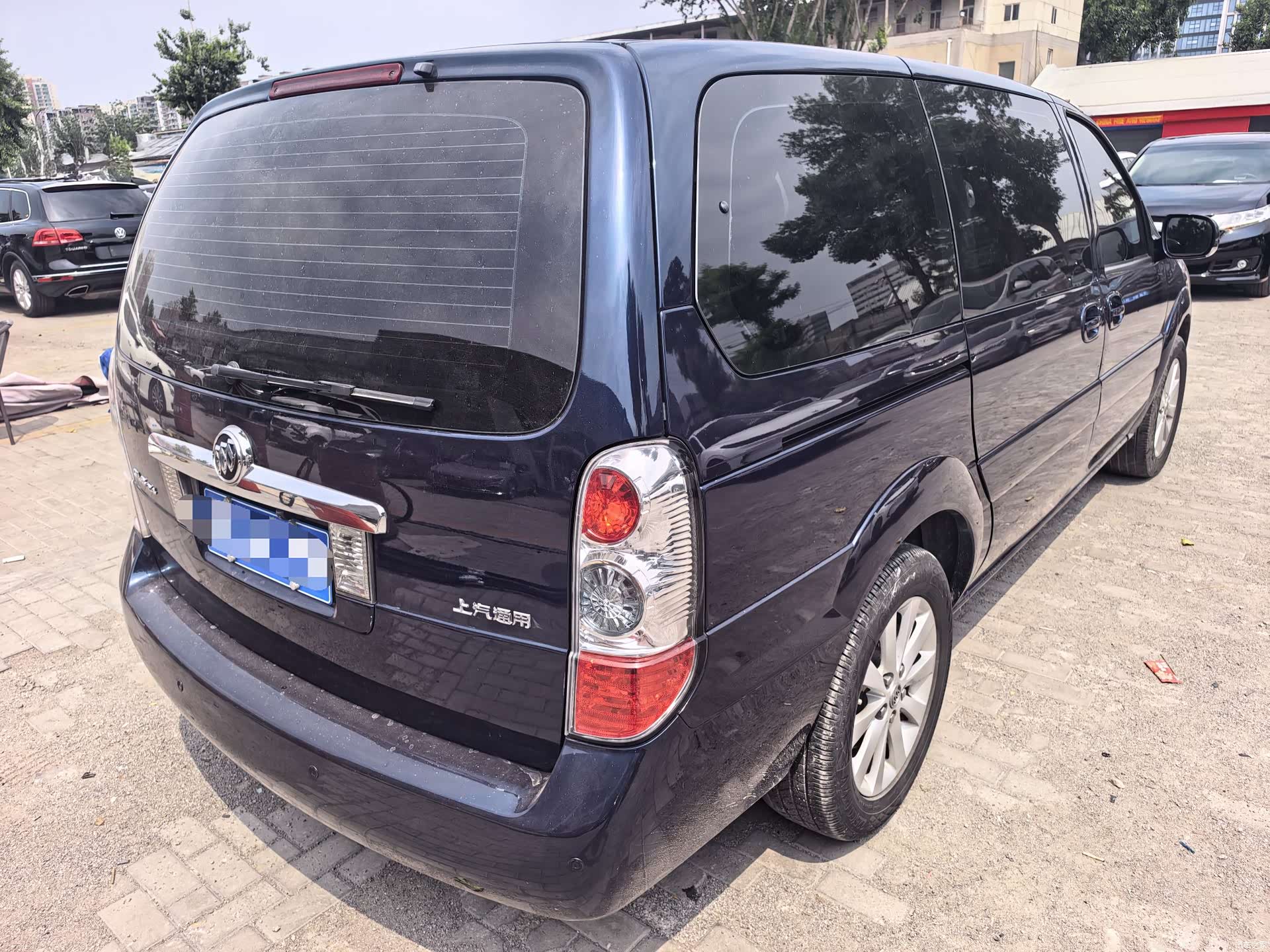Buick GL8, 2017 3