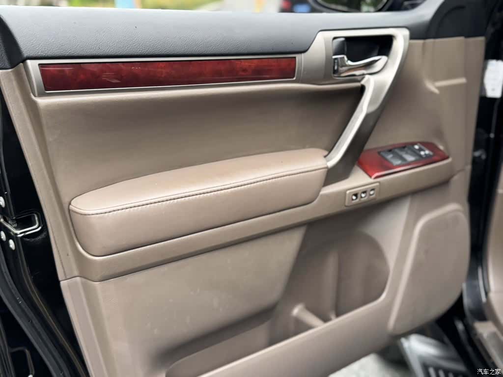 Lexus GX, 2013 13