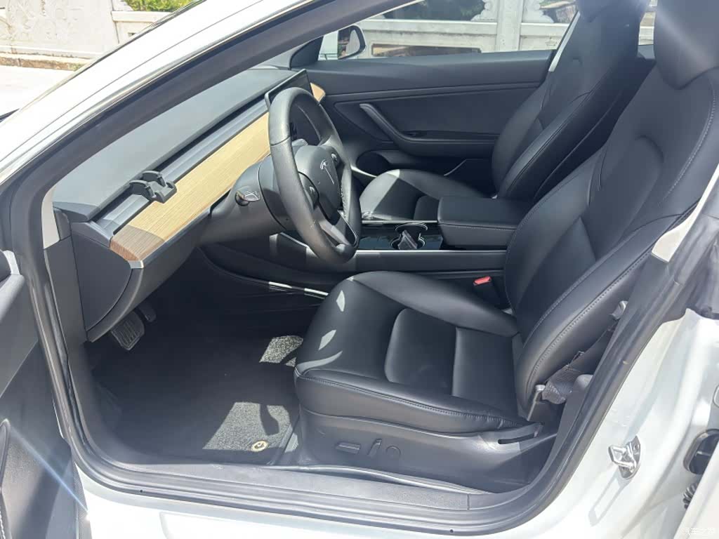 Tesla Model 3, 2020 20