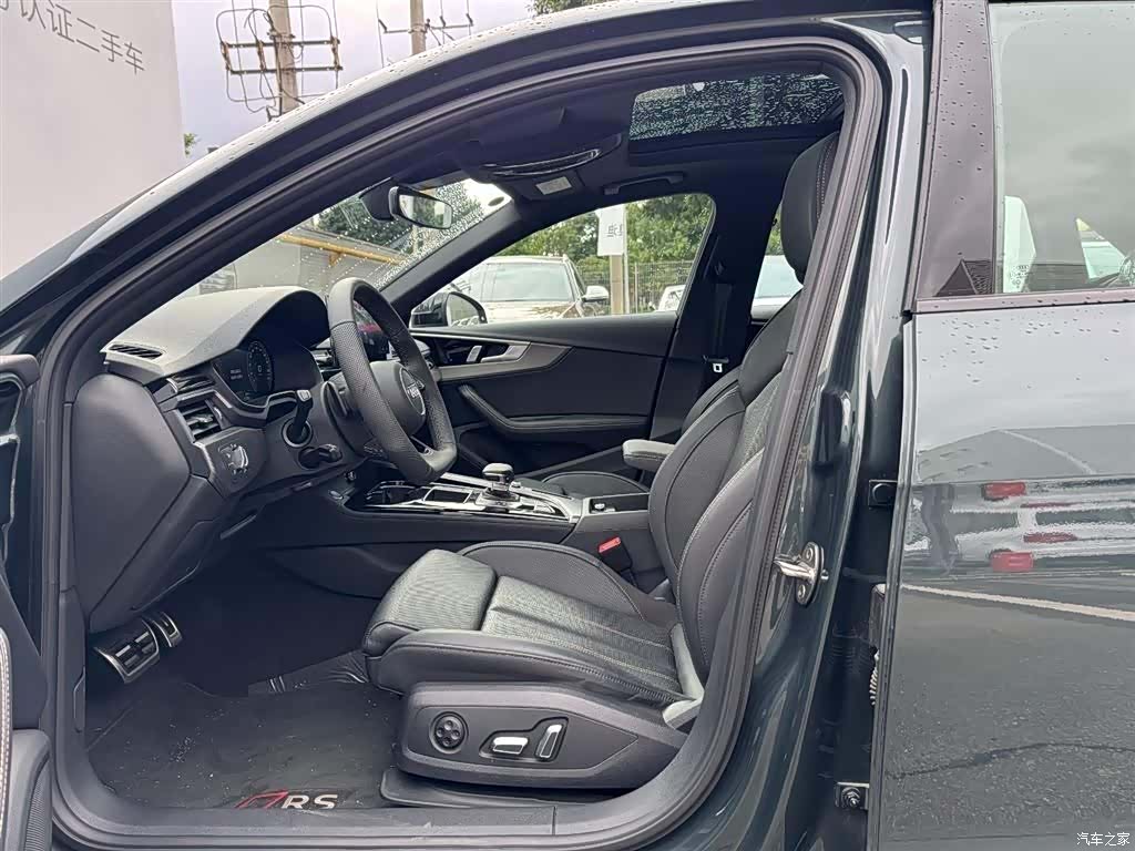 Audi A4L, 2025 10
