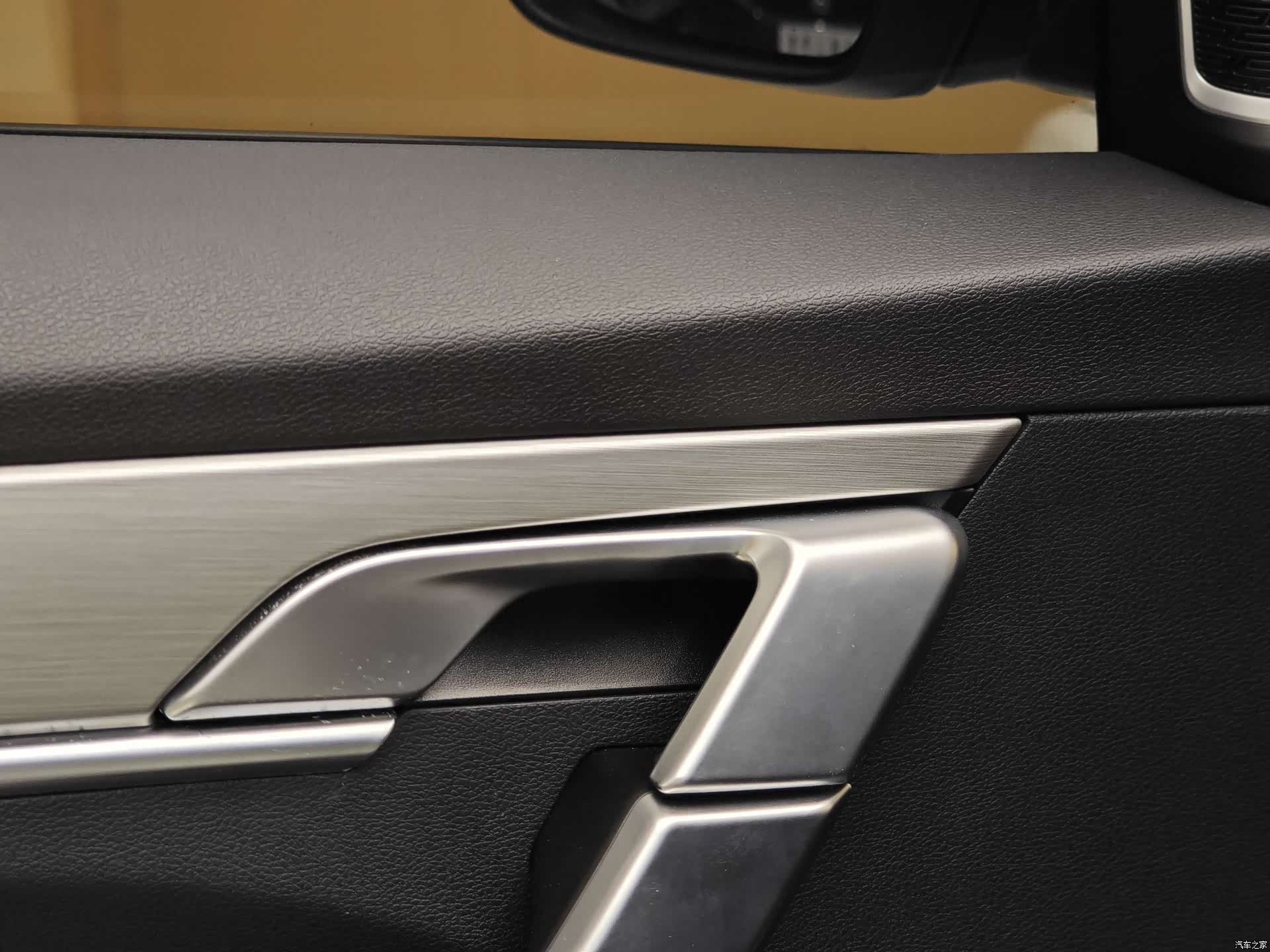 Geely Coolray, 2021 9