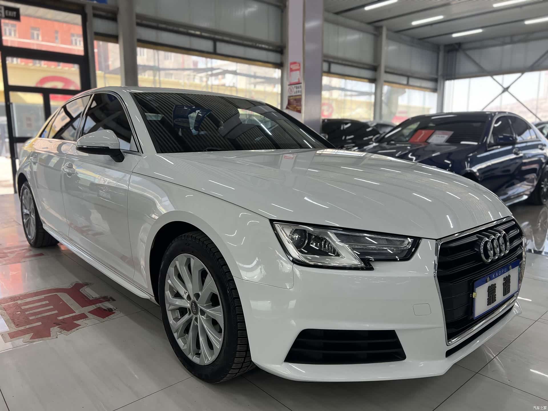 Audi A4L, 2017 3