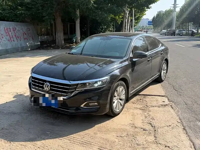 Volkswagen Passat 2019 — купить из Китая под заказ