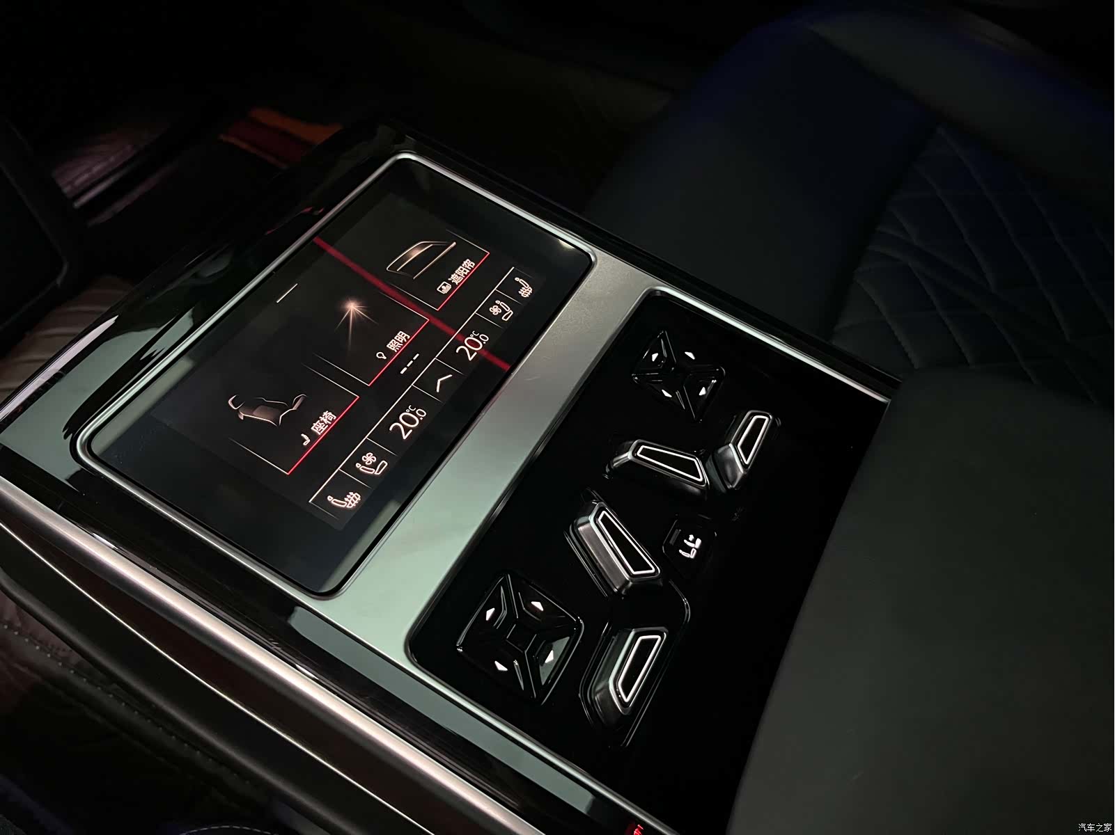 Audi A8L, 2022 14