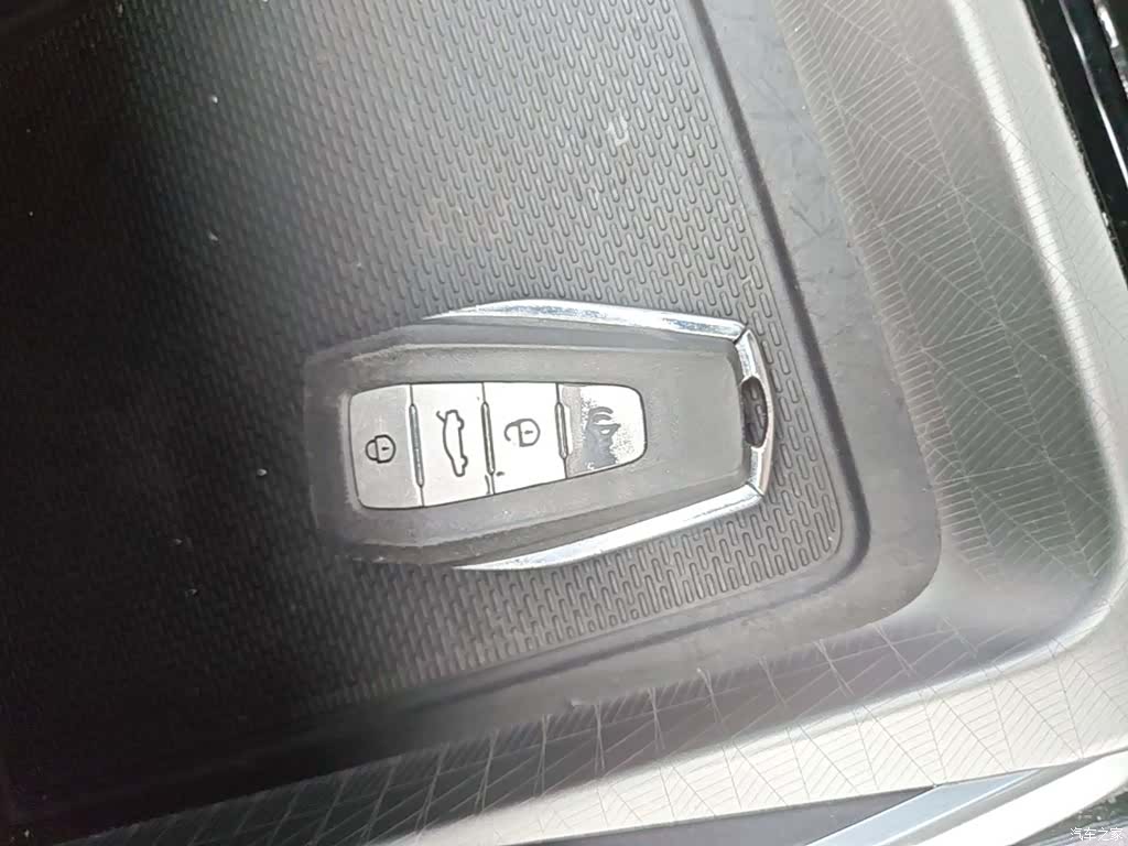 Geely Emgrand, 2024 9