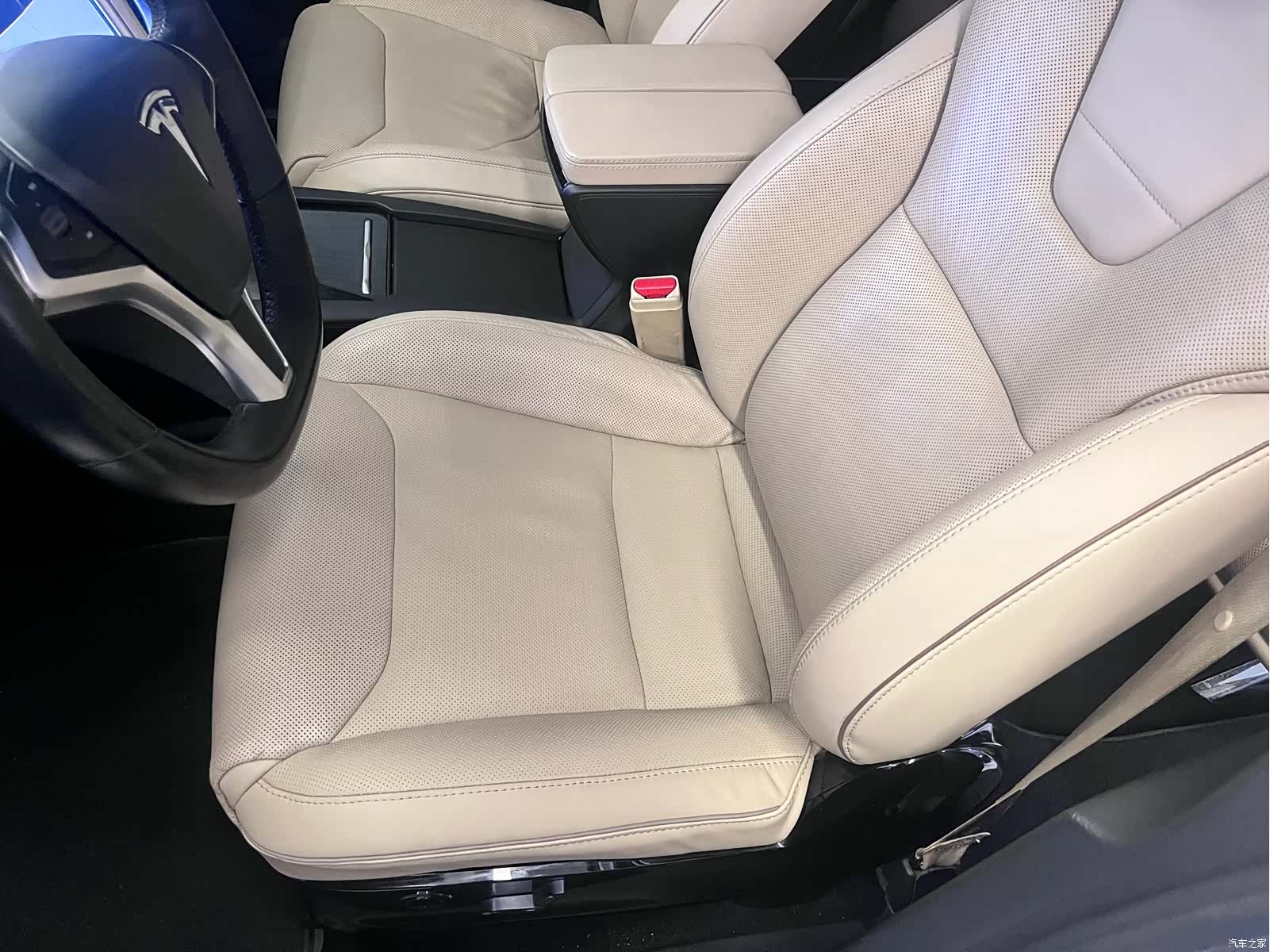 Tesla Model X, 2017 18