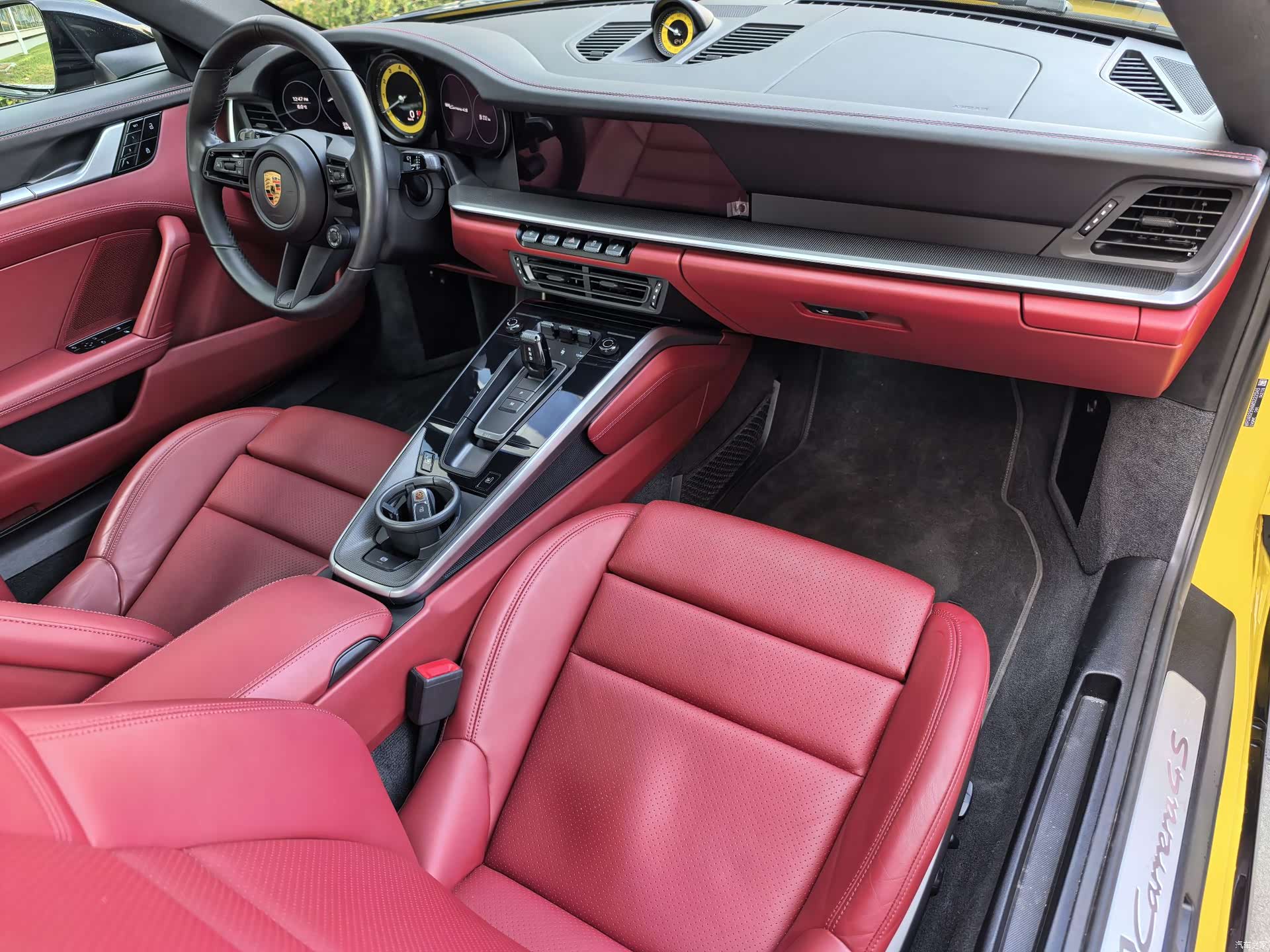 Porsche 911, 2021 26