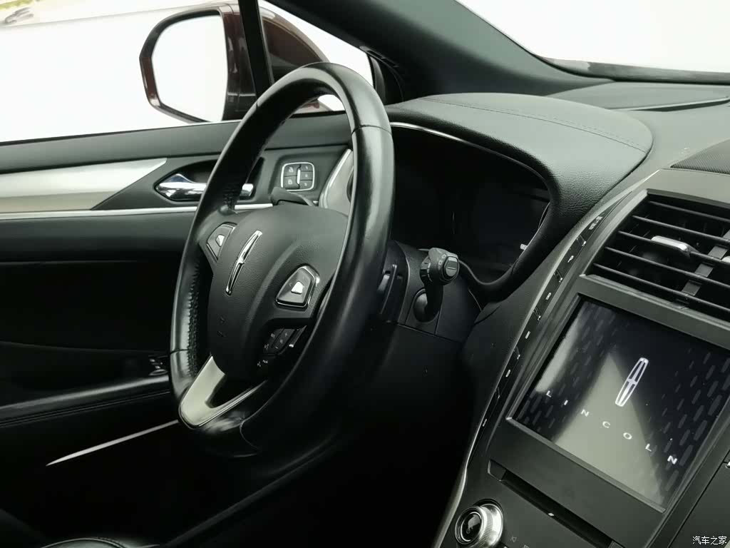 Lincoln MKC, 2019 22