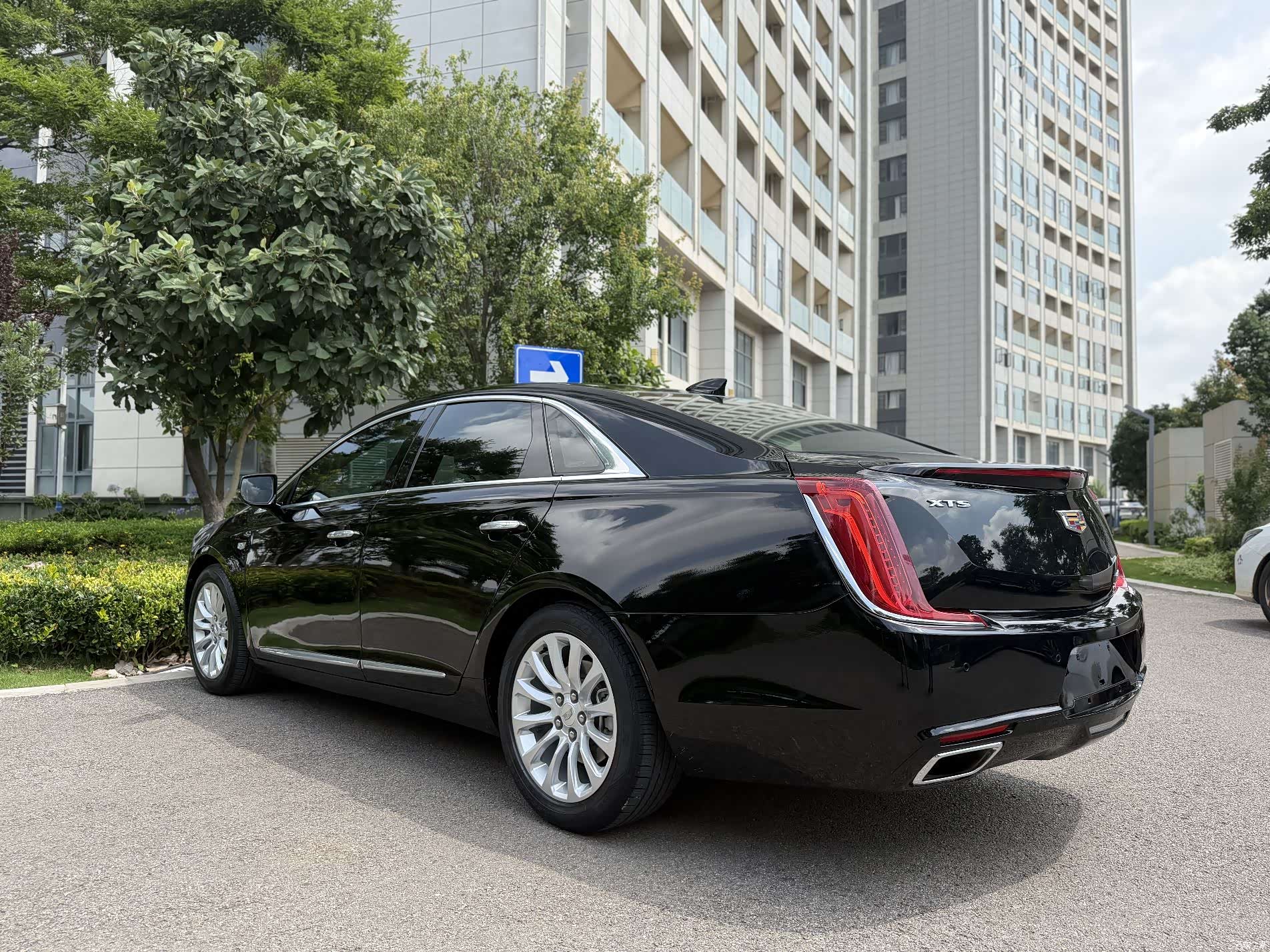 Cadillac XTS, 2019 9