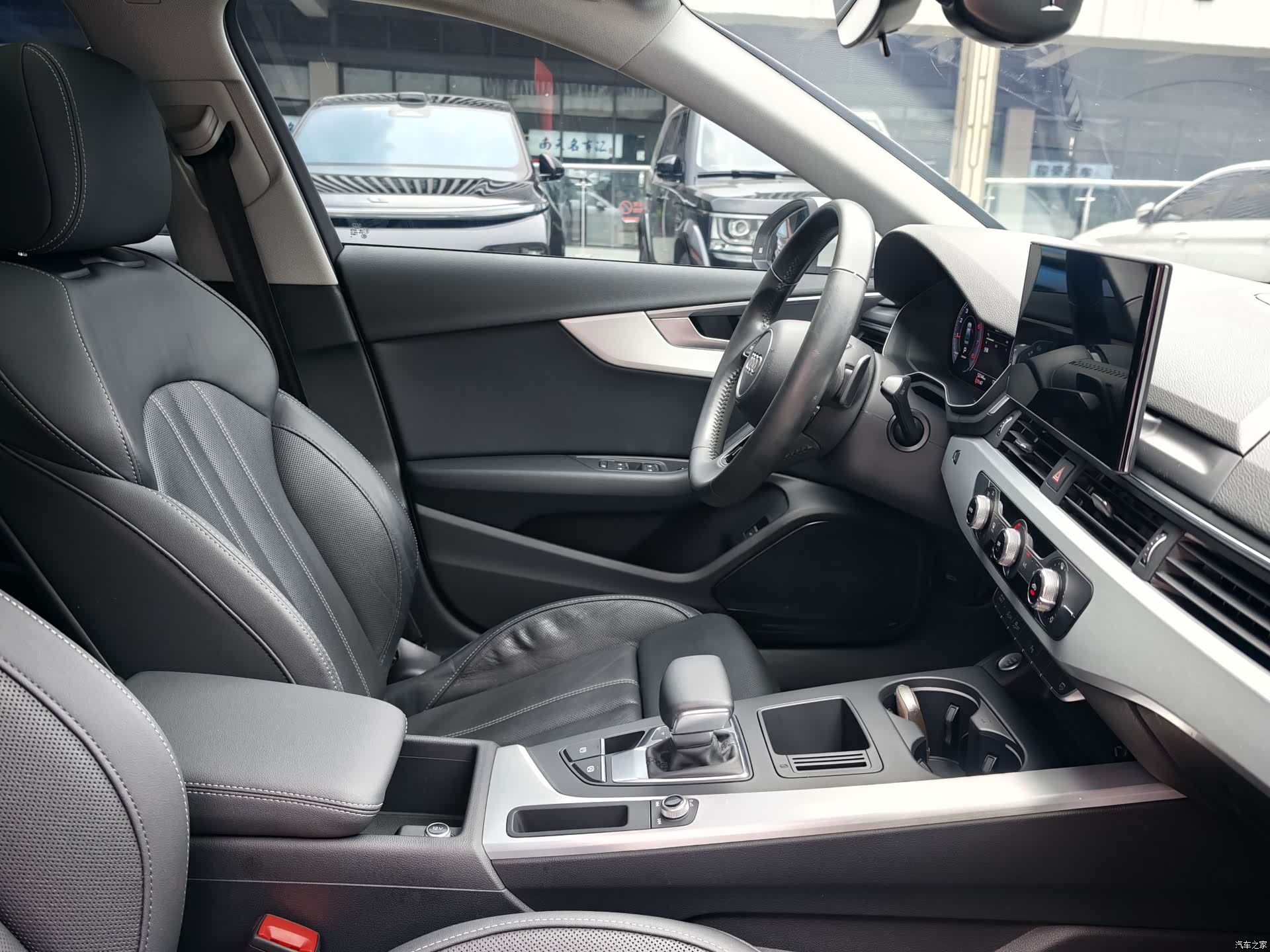 Audi A4L, 2020 11