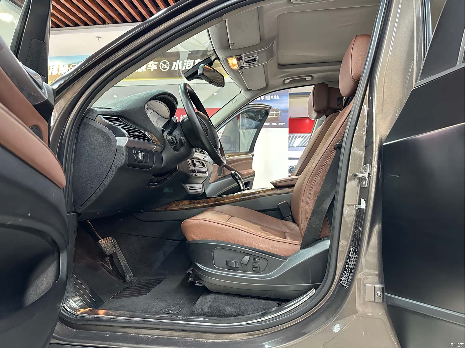BMW X5, 2011 7