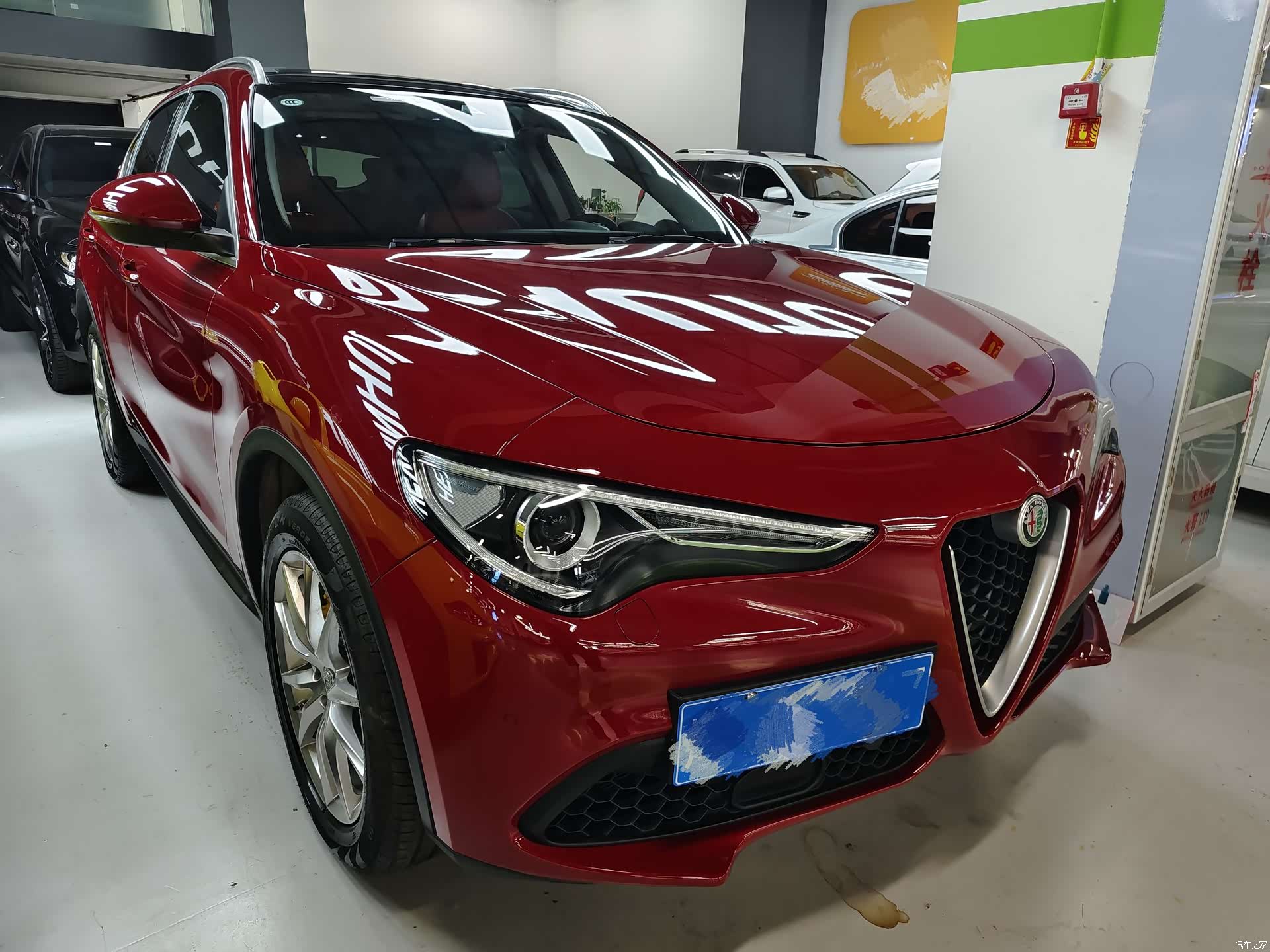 Alfa Romeo Stelvio, 2019 3