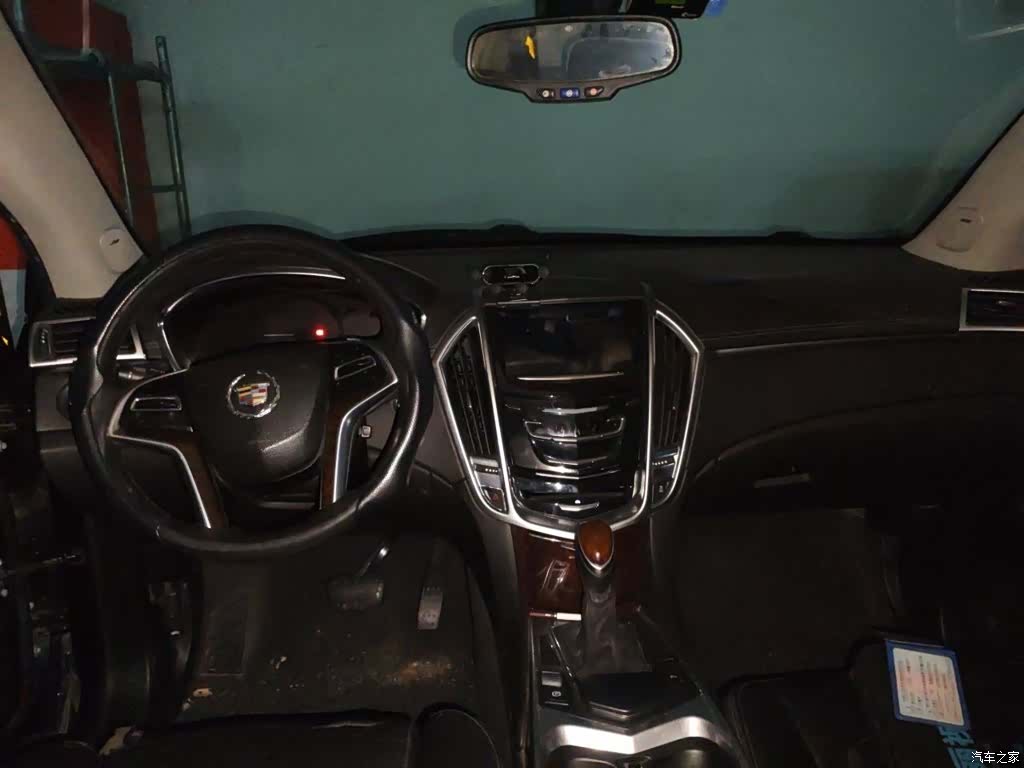 Cadillac SRX, 2016 10