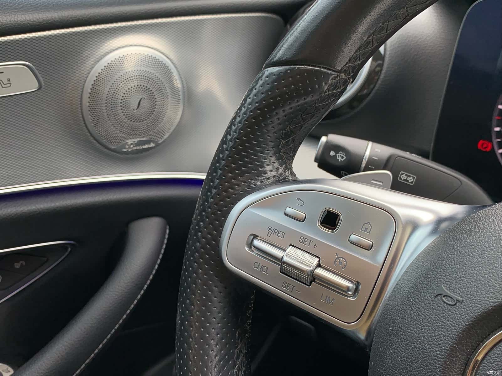 Mercedes-Benz E-Class, 2020 24