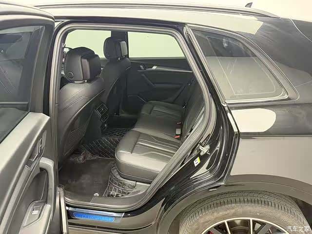 Audi Q5L, 2024 14
