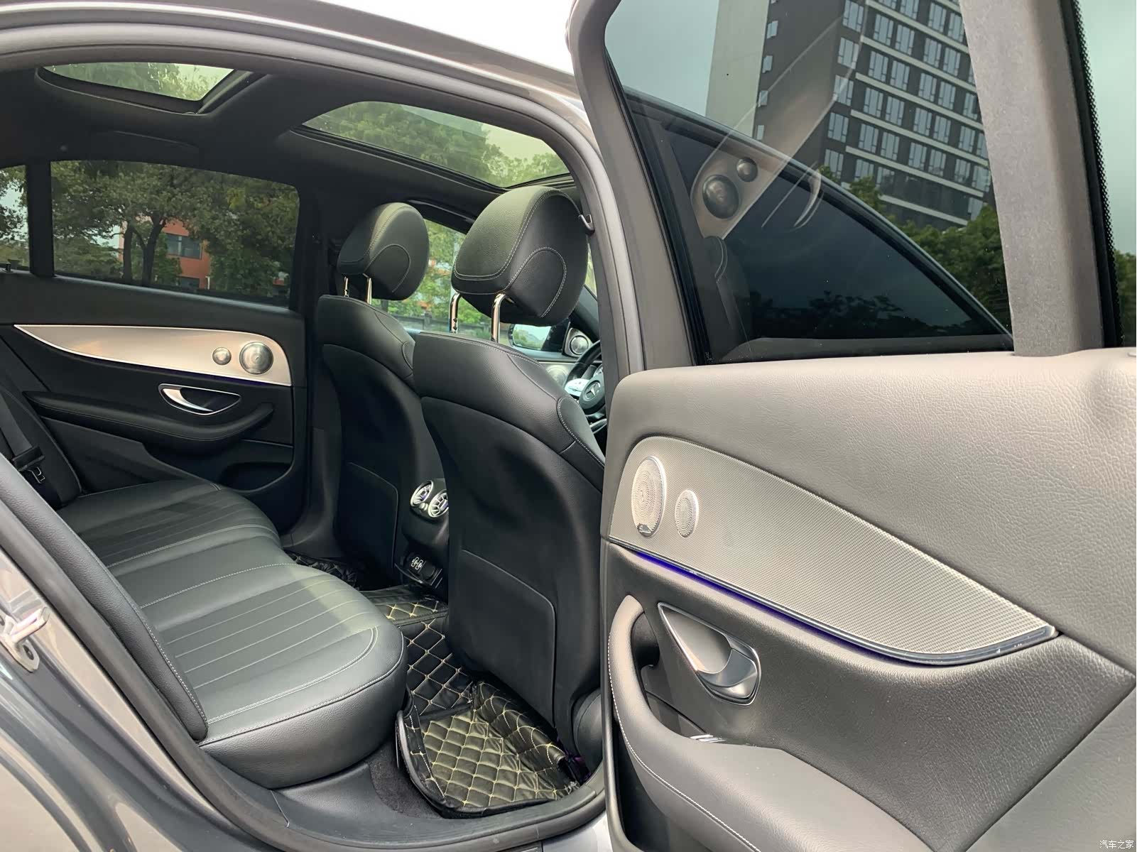 Mercedes-Benz E-Class, 2020 16