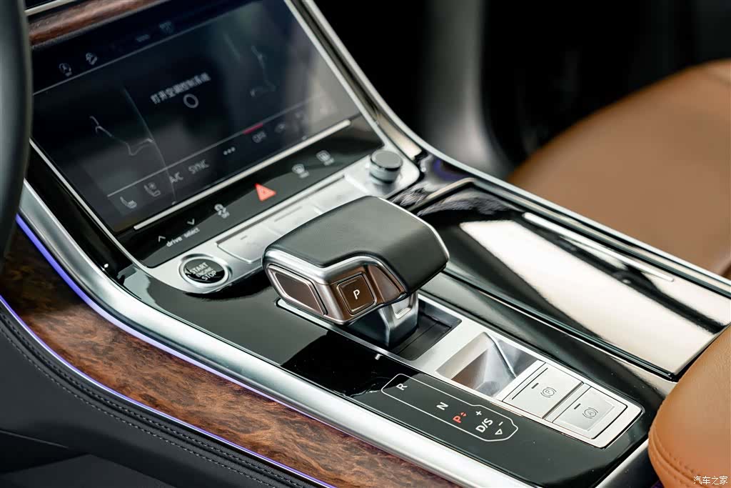 Audi Q7, 2024 12