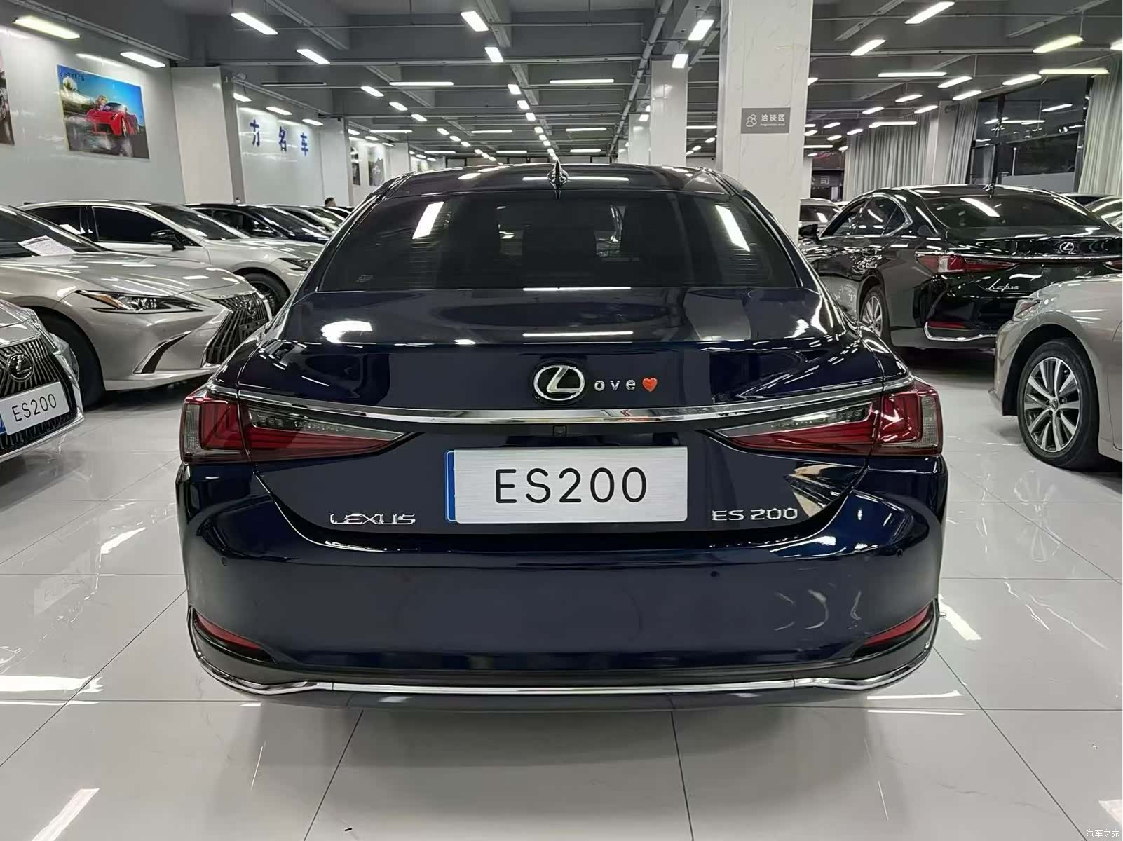 Lexus ES, 2021 8