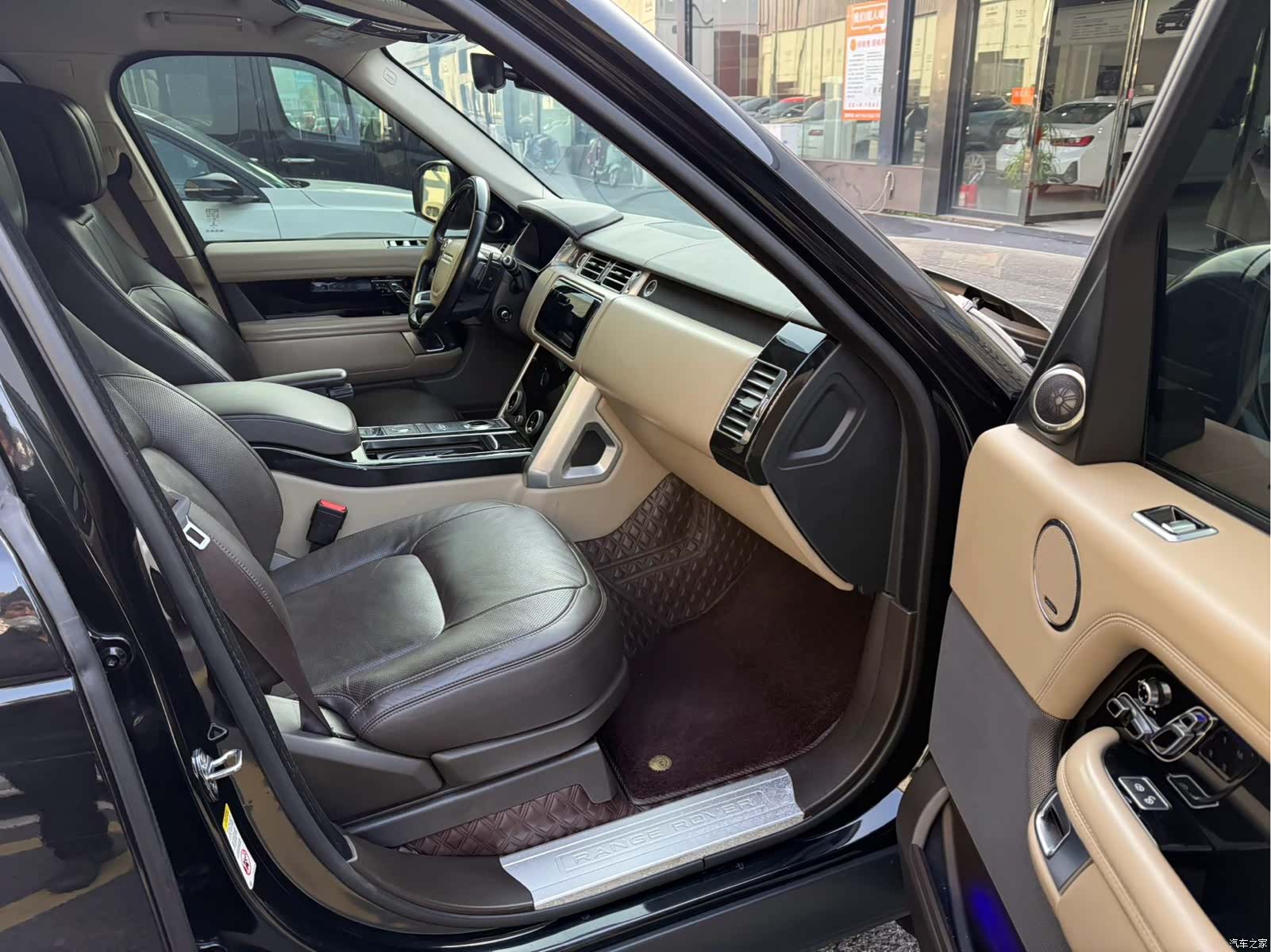 Land Rover Range Rover, 2020 4