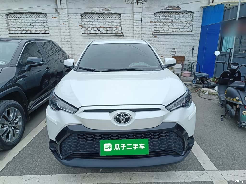 Toyota Frontlander, 2023 3